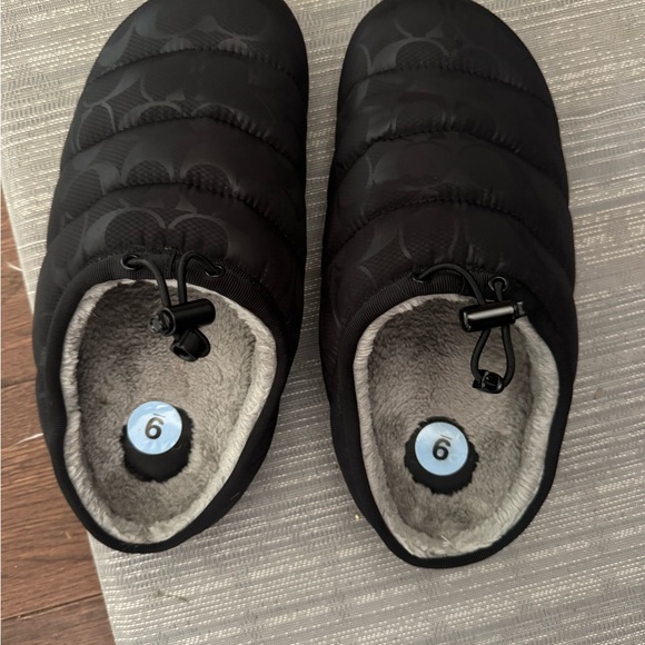Coach Black Quilted Slippers - Picture 1 of 4